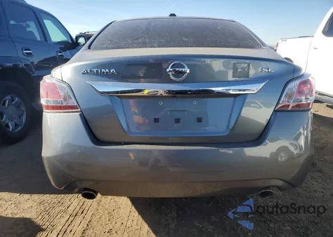 2015 Nissan Altima 2.5 из США, поврежденный, VIN 1N4AL3AP5FC236570